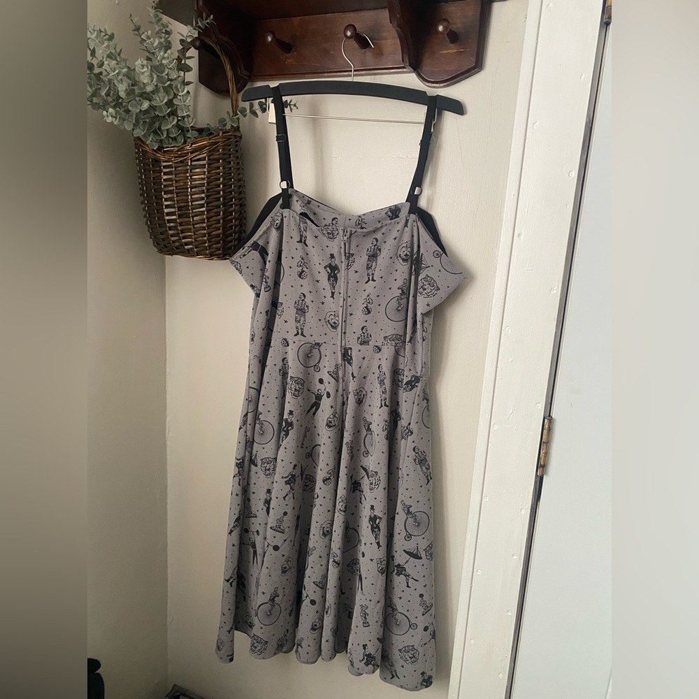 Strongman swing dress - Picture 5 of 6